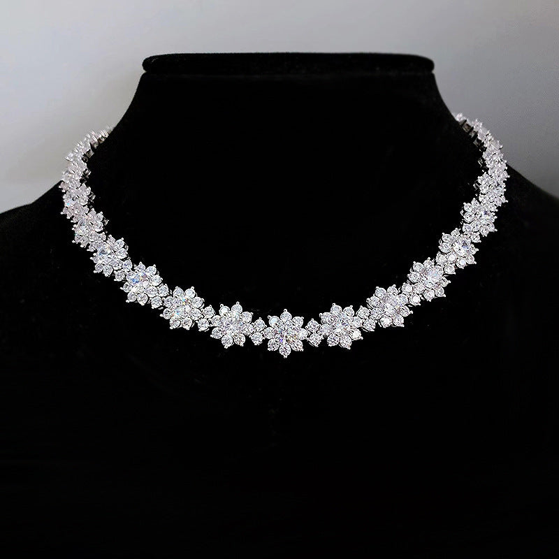 Magnificent sunflower necklace