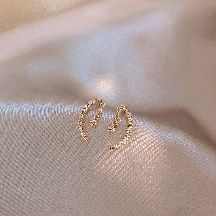 Moon Earrings
