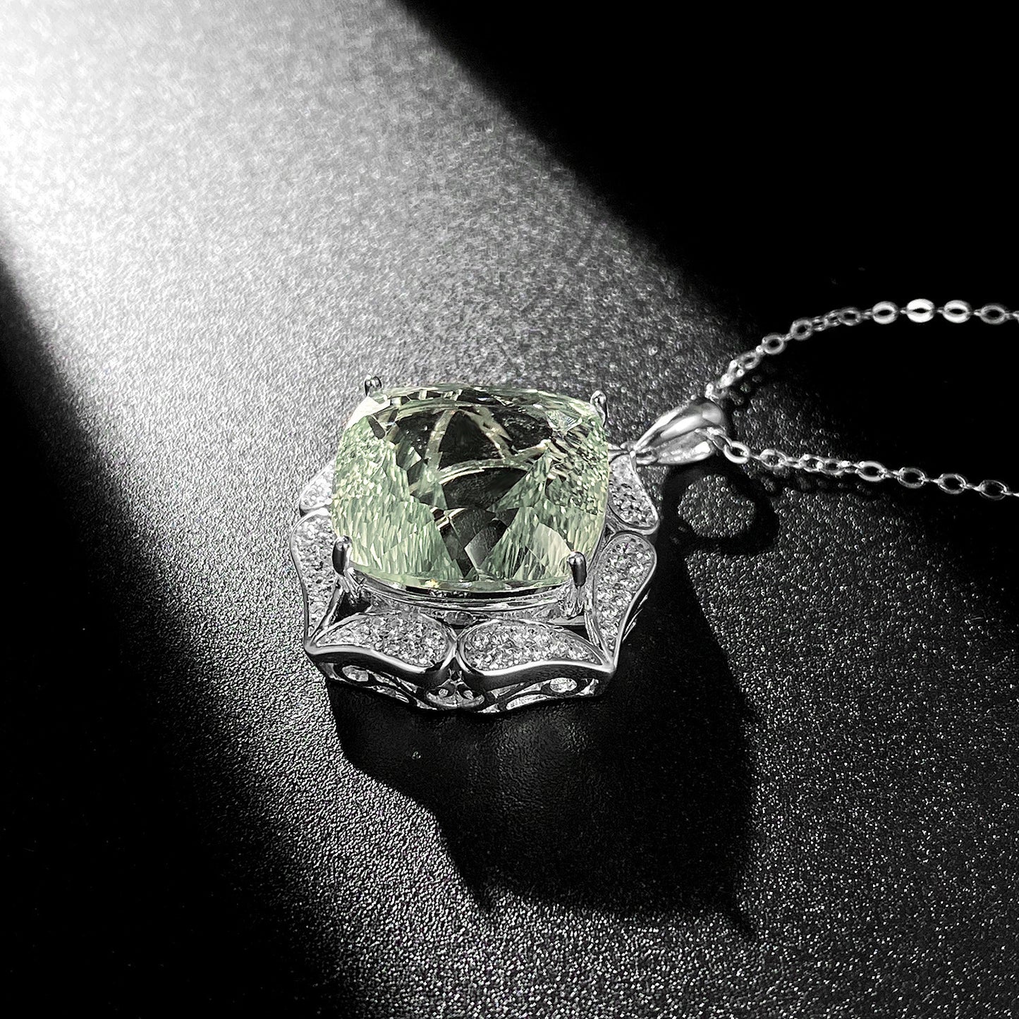 Luxury Sweater Chain Femininity S925 Silver Set Large Natural Green Crystal