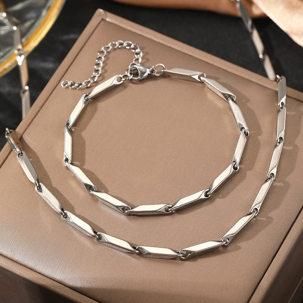 Niche Design Seeds Necklace