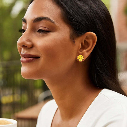 Élégantes boucles d'oreilles Trèfle en or jaune 14 carats